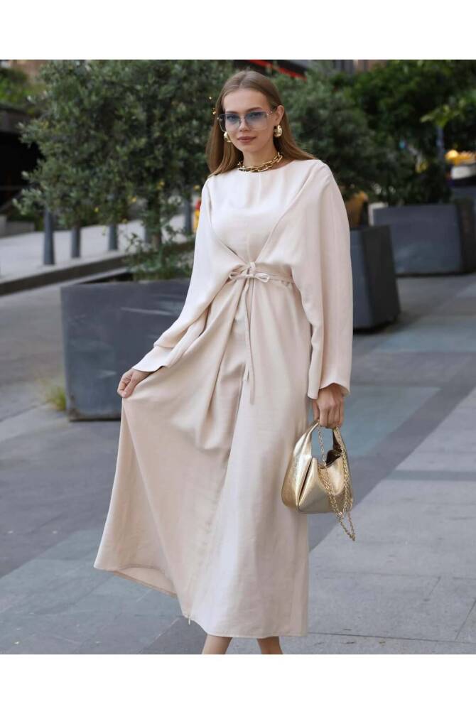 Duru Işık Elbise - Beli Büzgülü, Salaş Kesim, Şık ve Modern Elbise - 4