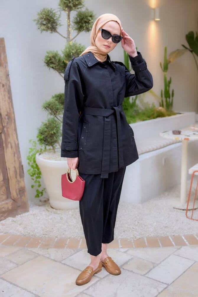 Siyah Şık Taş Detaylı Kemerli Kadın Trençkot – Şık ve Modern Tasarım - 1