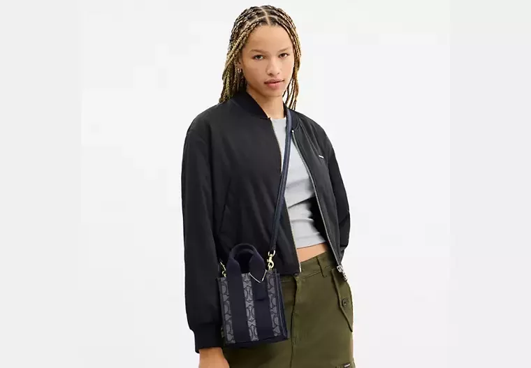 Smith Mini Tote Çanta, İmza Jakarlı Kumaş - 7