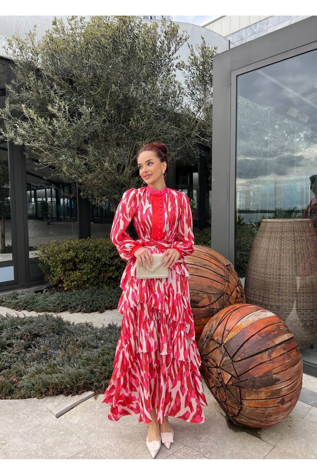 Zarif Fırfırlı Desenli Tesettür Elbise - 3